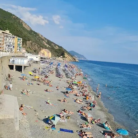 Deiva 14 مكان تخييم Anzo